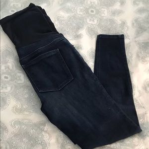 A pea in the pod jean